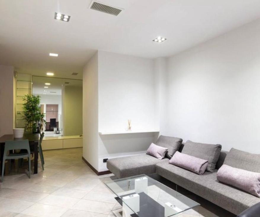Luxury Home 100 Mq A Stone'S Throw From The Duomo ميلان المظهر الخارجي الصورة