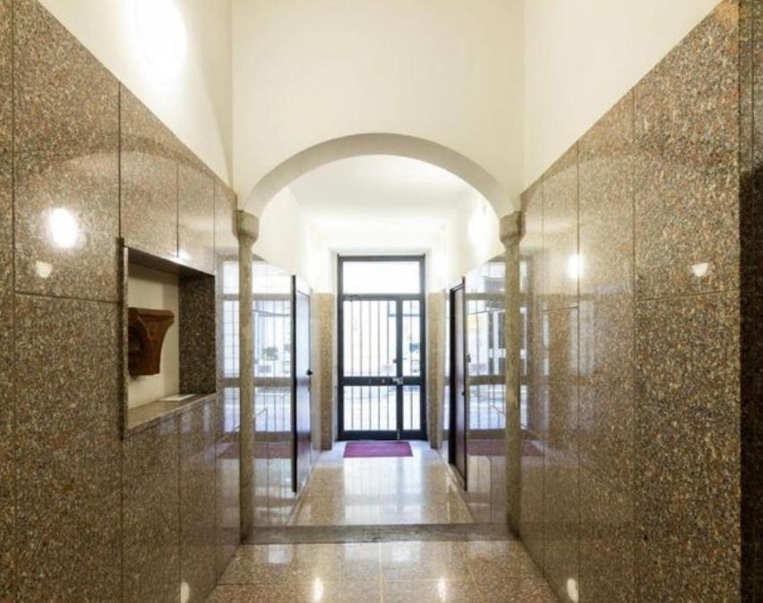 Luxury Home 100 Mq A Stone'S Throw From The Duomo ميلان المظهر الخارجي الصورة