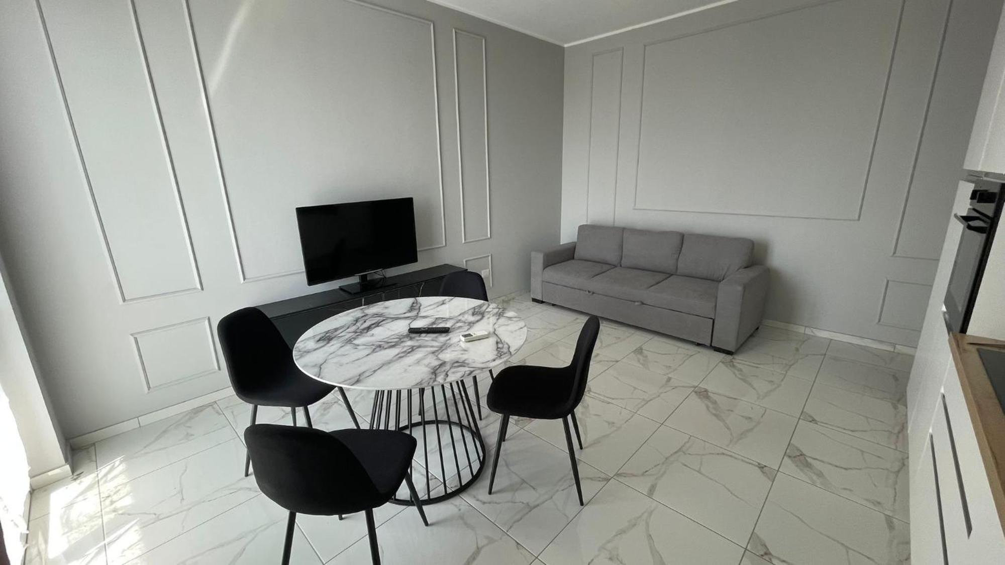 Luxury Home 100 Mq A Stone'S Throw From The Duomo ميلان المظهر الخارجي الصورة