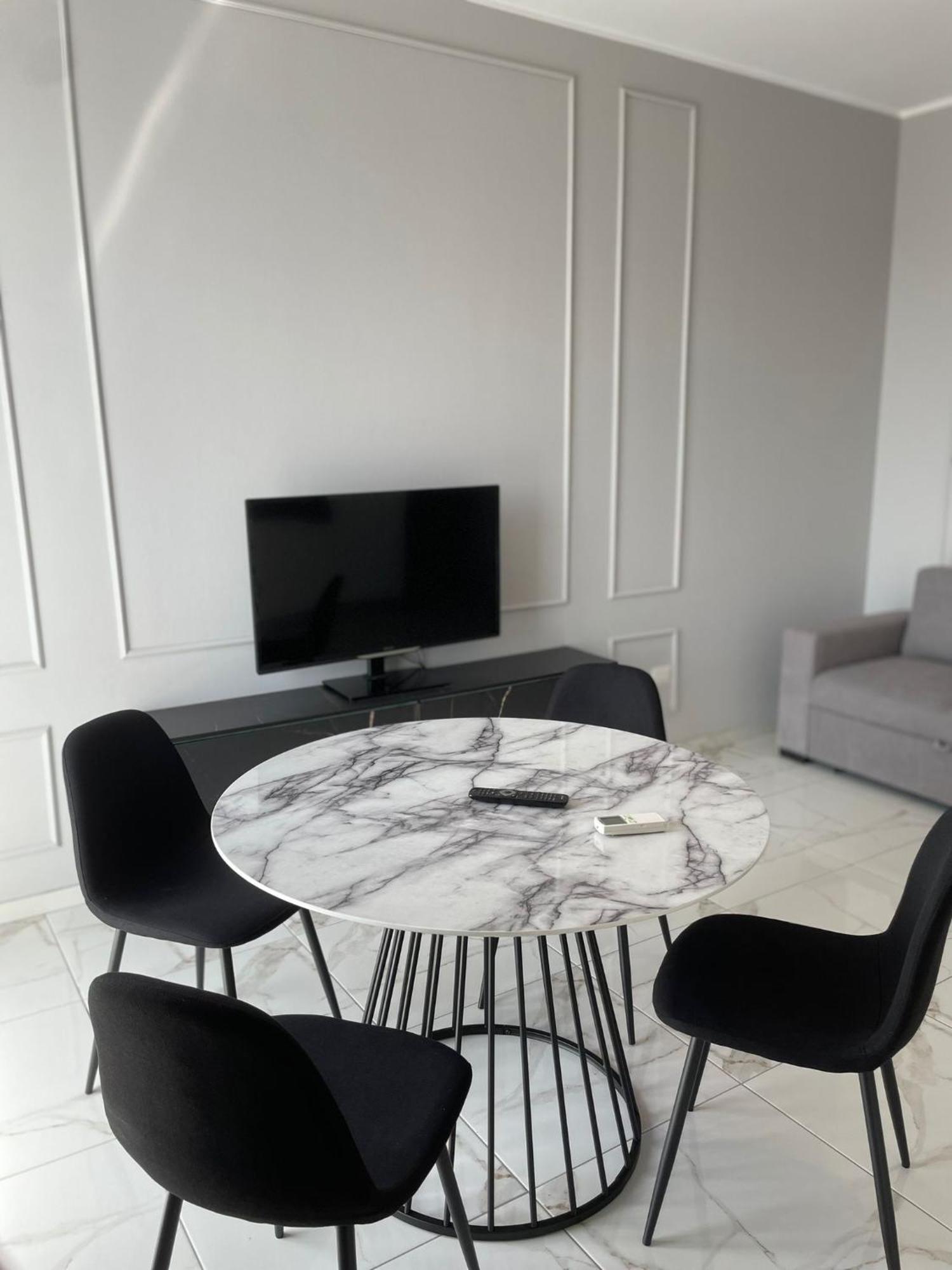 Luxury Home 100 Mq A Stone'S Throw From The Duomo ميلان المظهر الخارجي الصورة