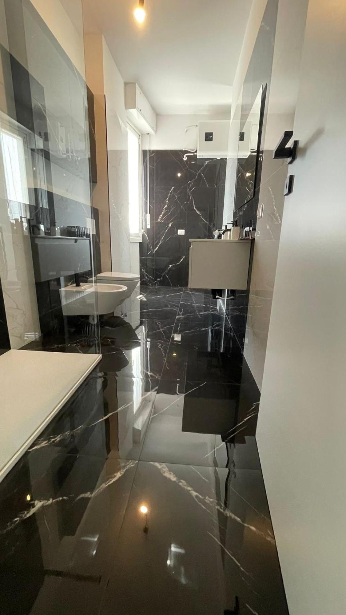 Luxury Home 100 Mq A Stone'S Throw From The Duomo ميلان المظهر الخارجي الصورة