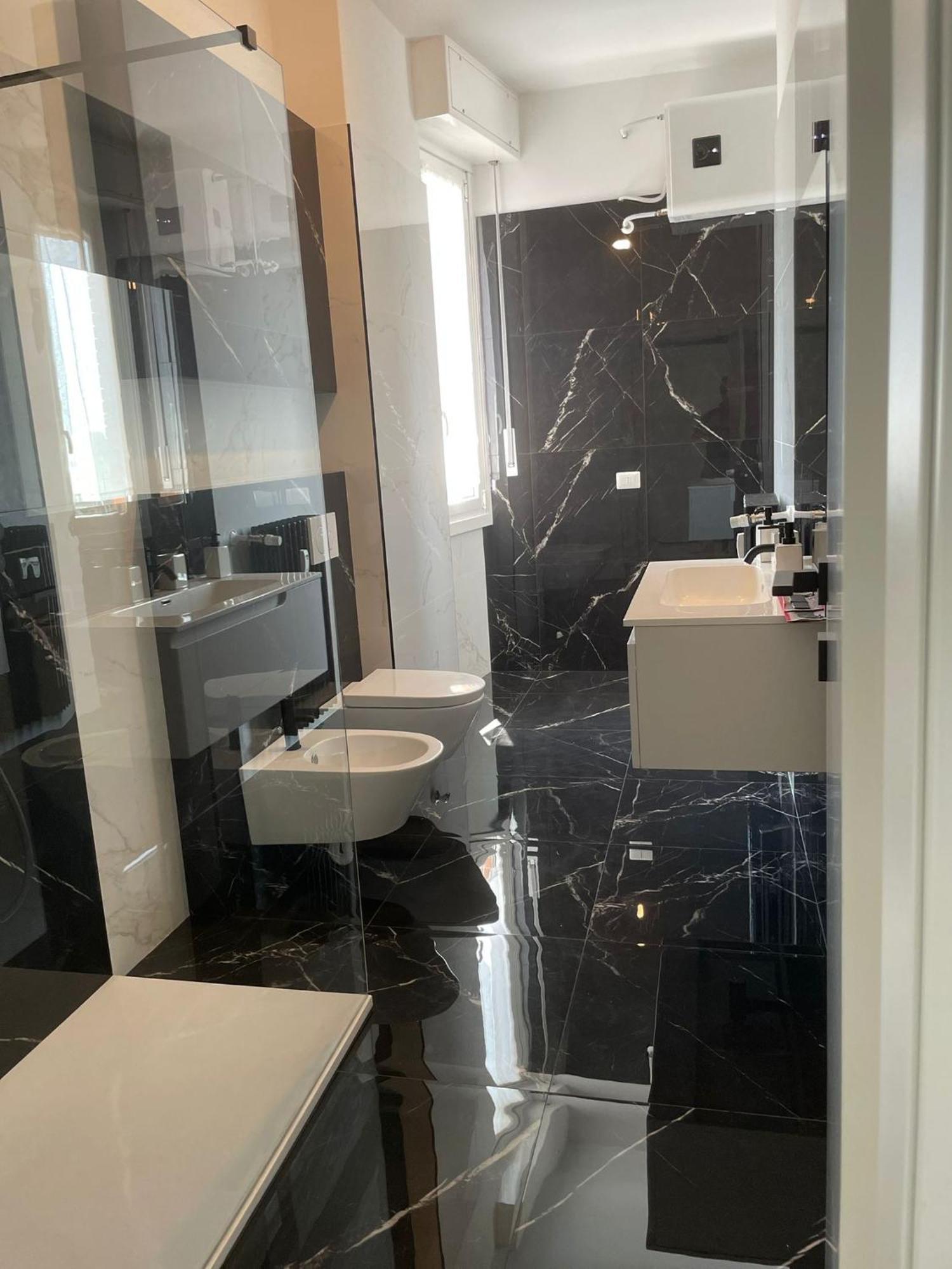 Luxury Home 100 Mq A Stone'S Throw From The Duomo ميلان المظهر الخارجي الصورة