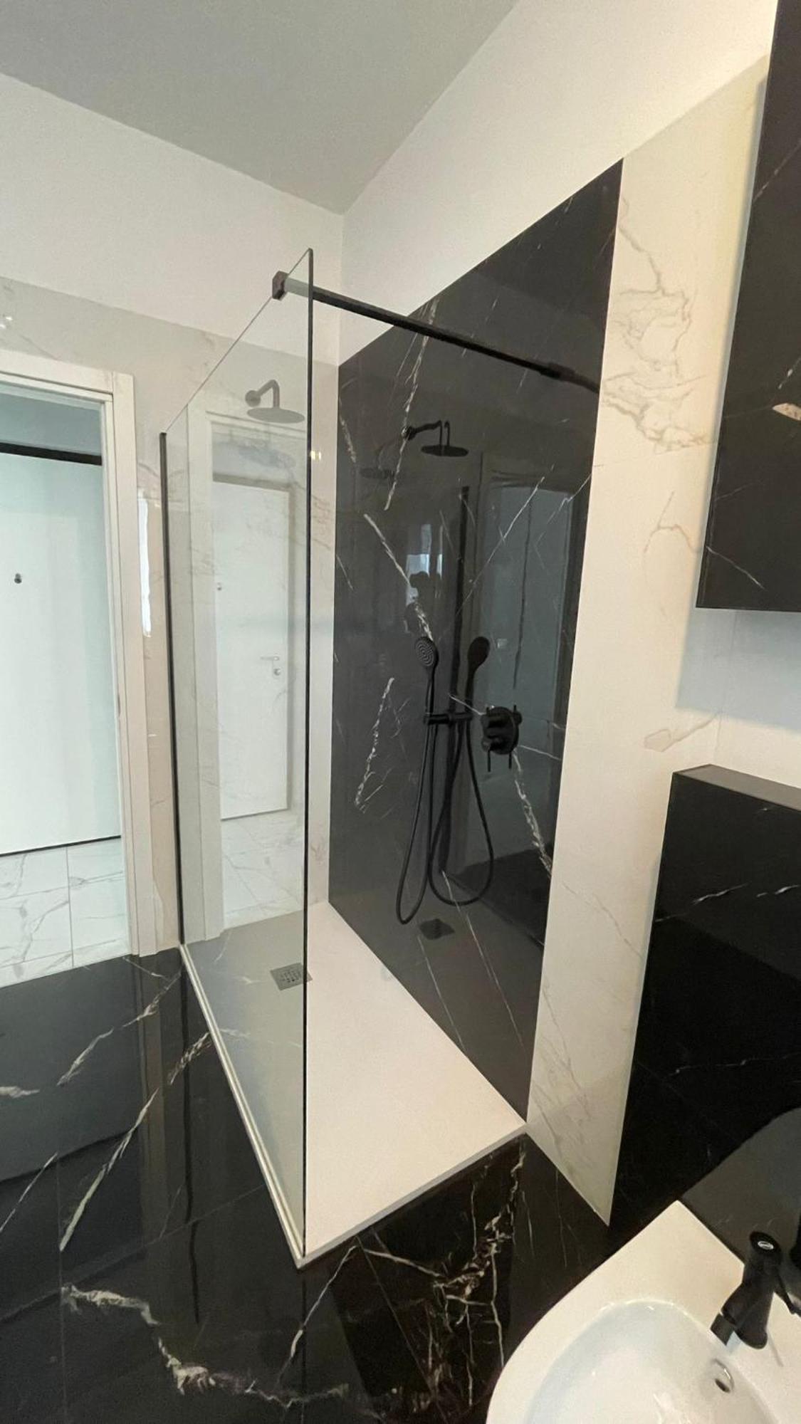 Luxury Home 100 Mq A Stone'S Throw From The Duomo ميلان المظهر الخارجي الصورة